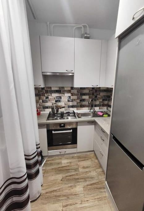 2 Bedroom Central Apartment Chişinău Esterno foto